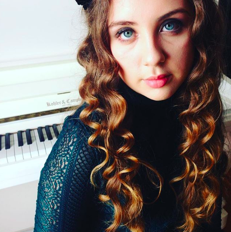 Gabriella’s Pano and Songwriting lessons