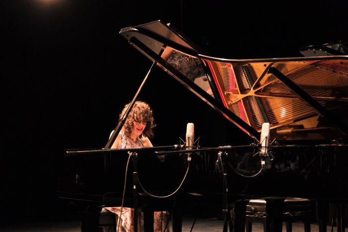 Marceline Gomez – Piano Lessons & Accompaniment