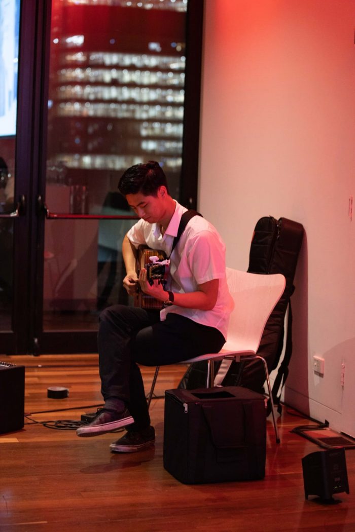 Brian Zhang’s Fingerstyle Guitar School