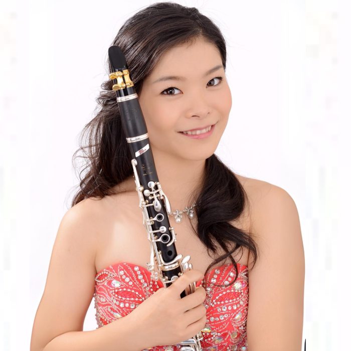 Luna Takai, Clarinet
